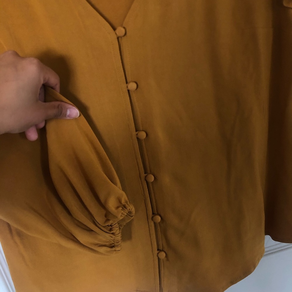 Universal Thread Long Sleeve Ruffle Blouse